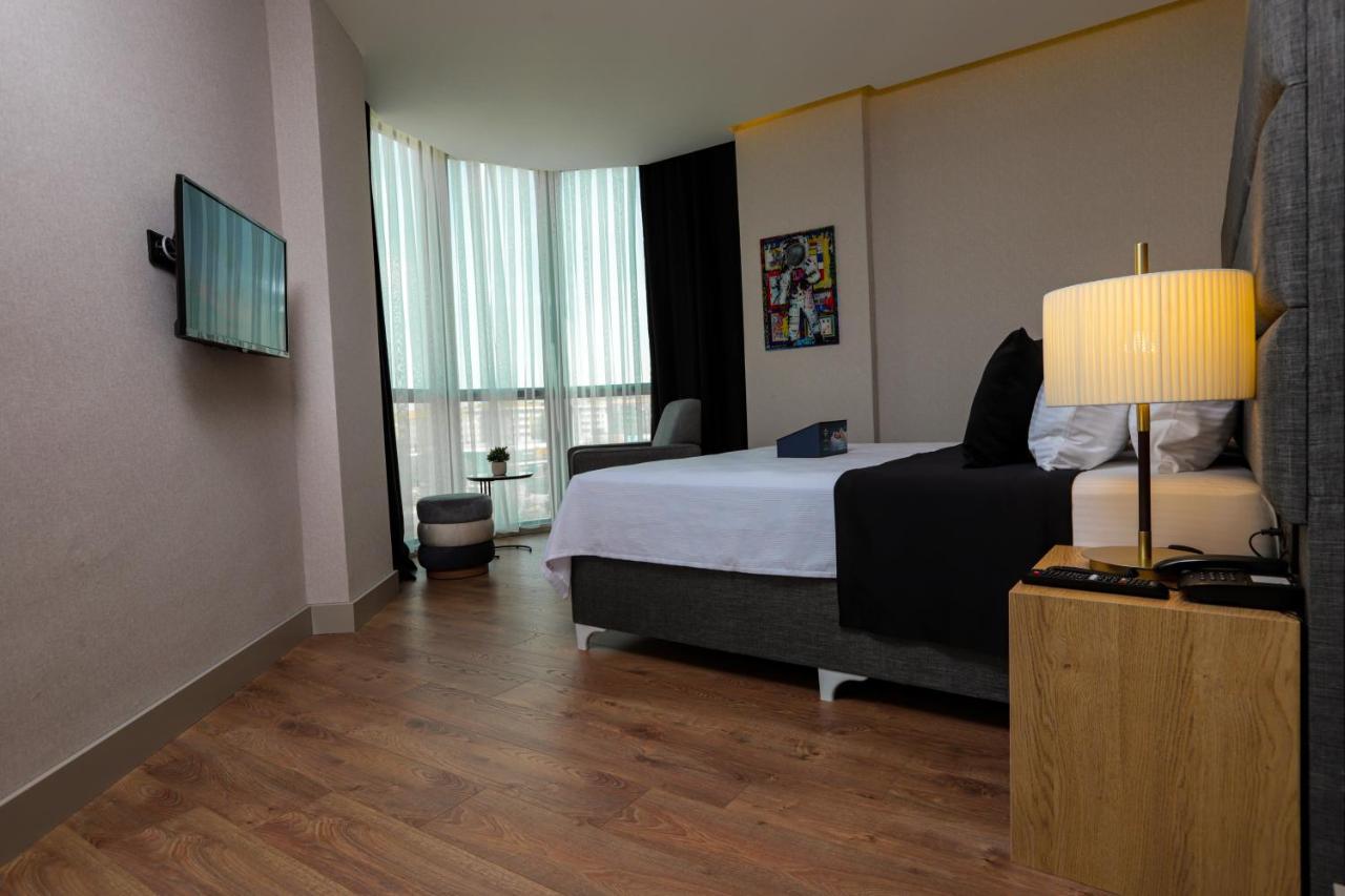Brand Business Hotel Çorlu Buitenkant foto