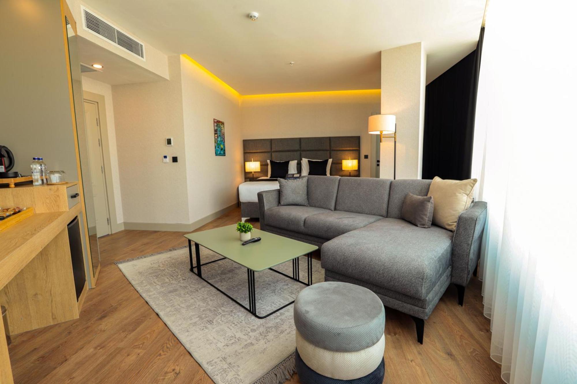 Brand Business Hotel Çorlu Buitenkant foto